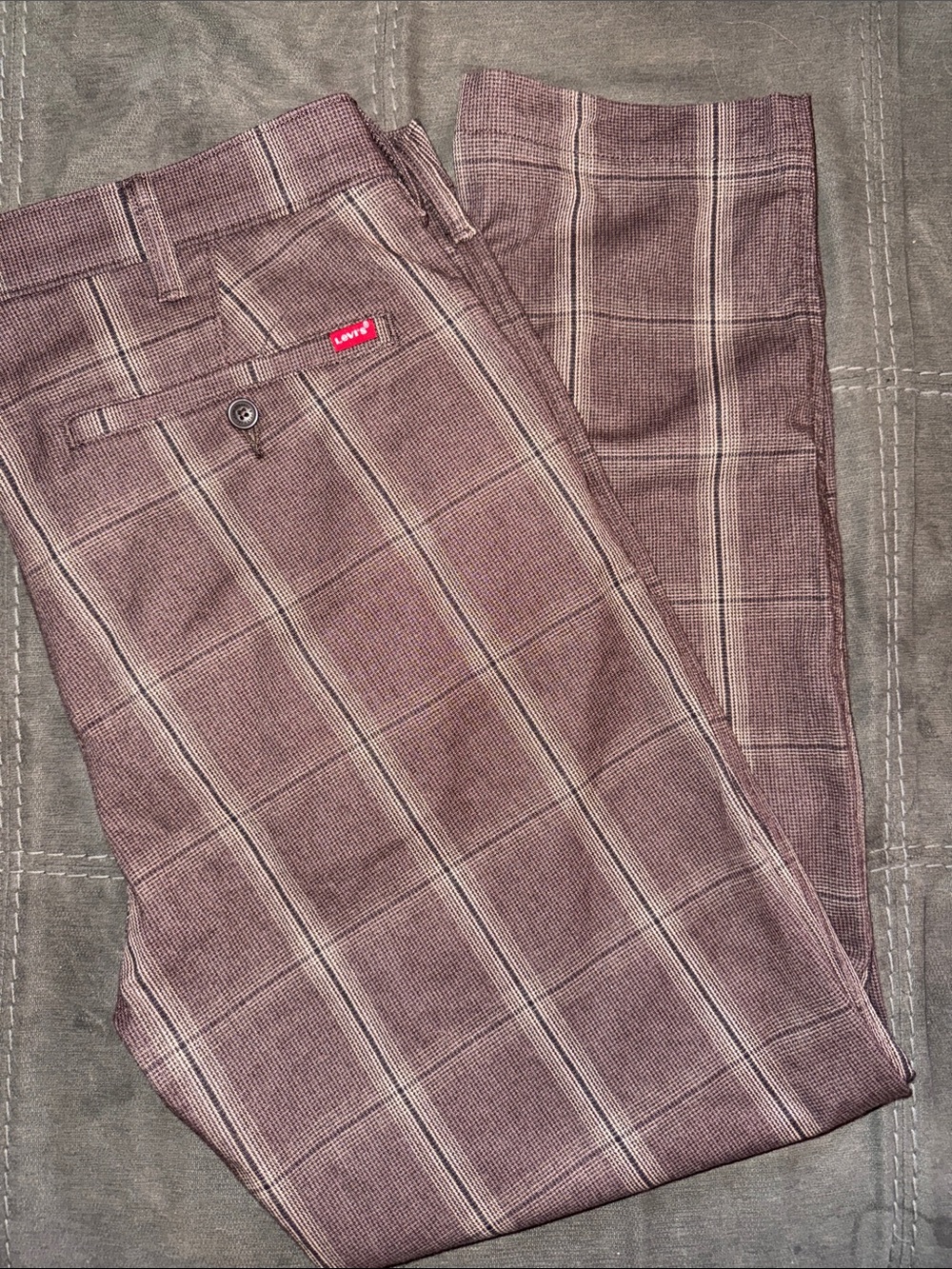 Levi's Men's Mauve Plaid Chinos 38x34